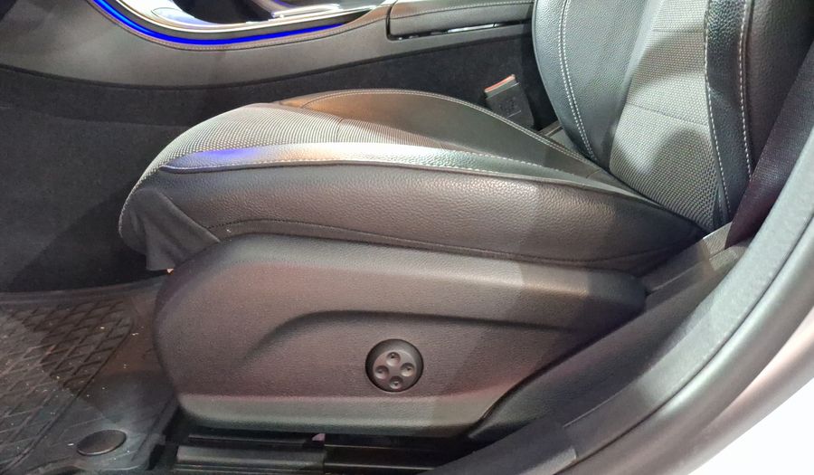 Mercedes Benz Clase E 2.0 PHEV 350 AUTO Sedan 2021