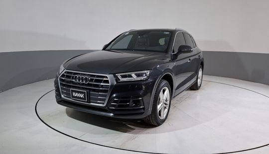 Audi • Q5