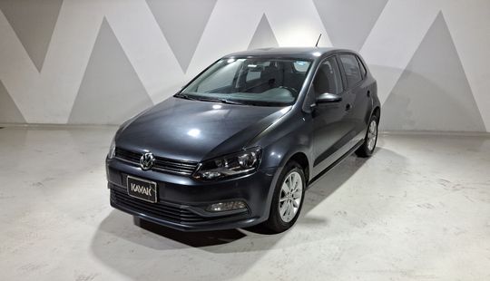 Volkswagen • Polo
