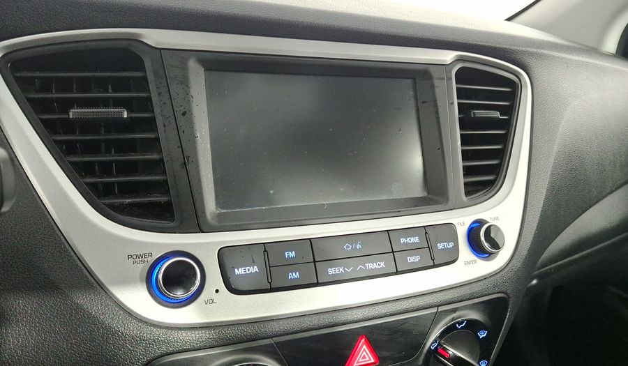 Hyundai Accent 1.6 GL MID AUTO Sedan 2022