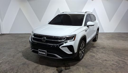 Volkswagen • Taos