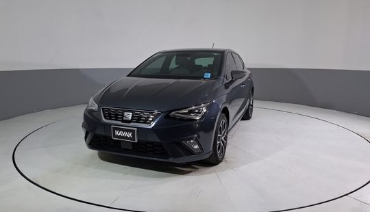 2023 • 22,395 km • Manual