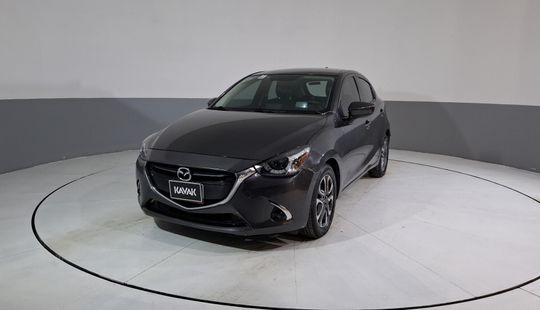 Mazda • Mazda 2