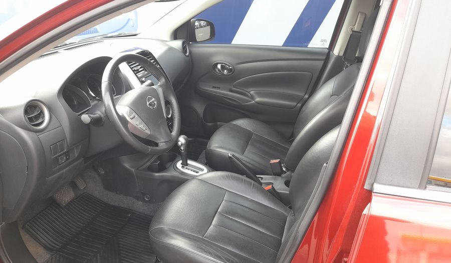 Nissan Versa 1.6 EXCLUSIVE AUTO Sedan 2019