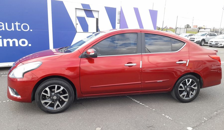 Nissan Versa 1.6 EXCLUSIVE AUTO Sedan 2019