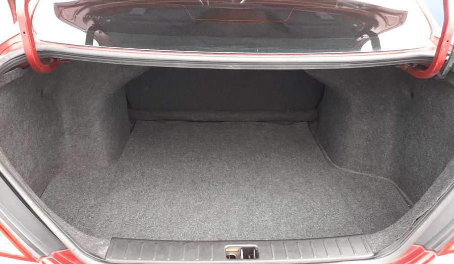 Nissan Versa 1.6 EXCLUSIVE AUTO Sedan 2019