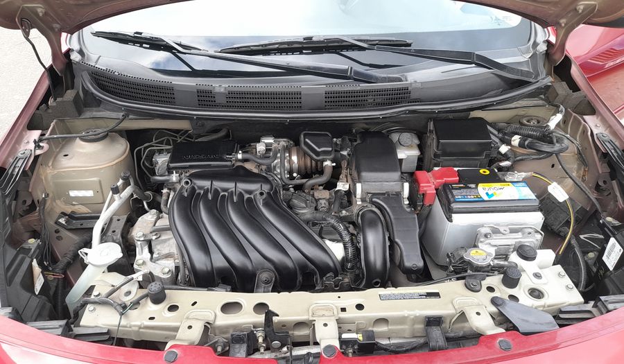 Nissan Versa 1.6 EXCLUSIVE AUTO Sedan 2019