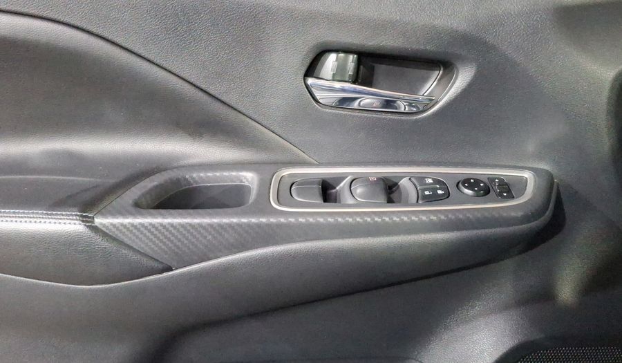 Nissan Versa 1.6 EXCLUSIVE CVT Sedan 2024