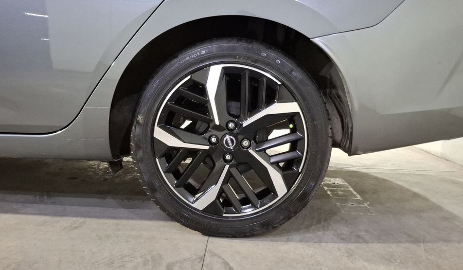 Nissan Versa 1.6 EXCLUSIVE CVT Sedan 2024