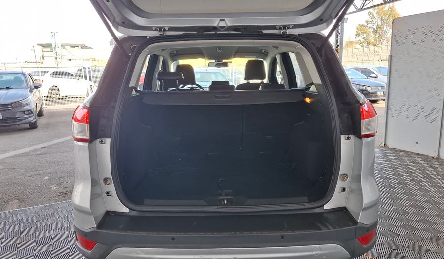Ford Kuga 1.6 ECOBOOST SEL 4WD AUTO Suv 2013