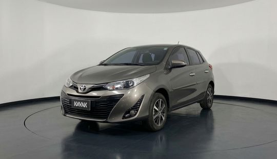 Toyota • Yaris