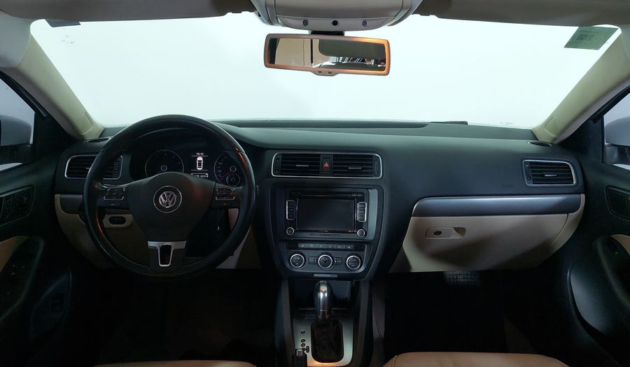 Volkswagen Jetta 2.0 TSI HIGHLINE DSG Sedan 2014