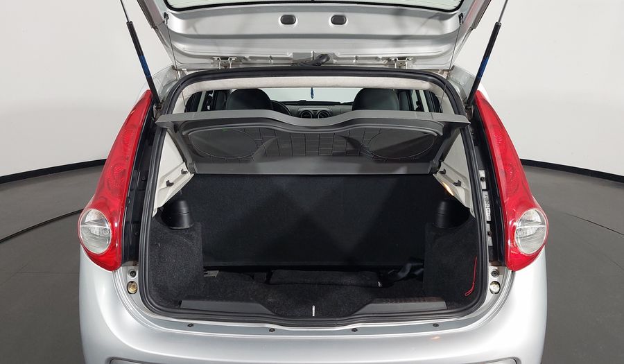 Fiat Palio 1.4 8V FLEX ATTRACTIVE Hatchback 2013
