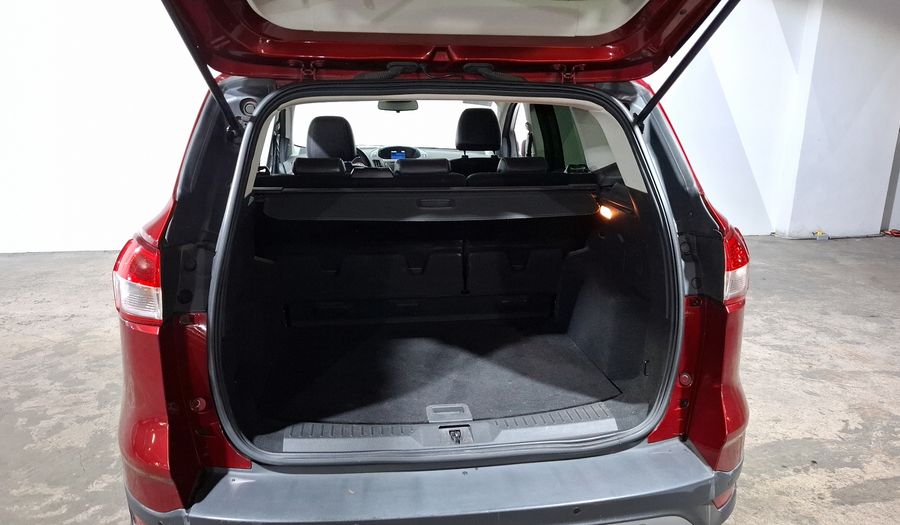 Ford Escape 2.0 TREND ADVANCE ECOBOOST I4 AT Suv 2016