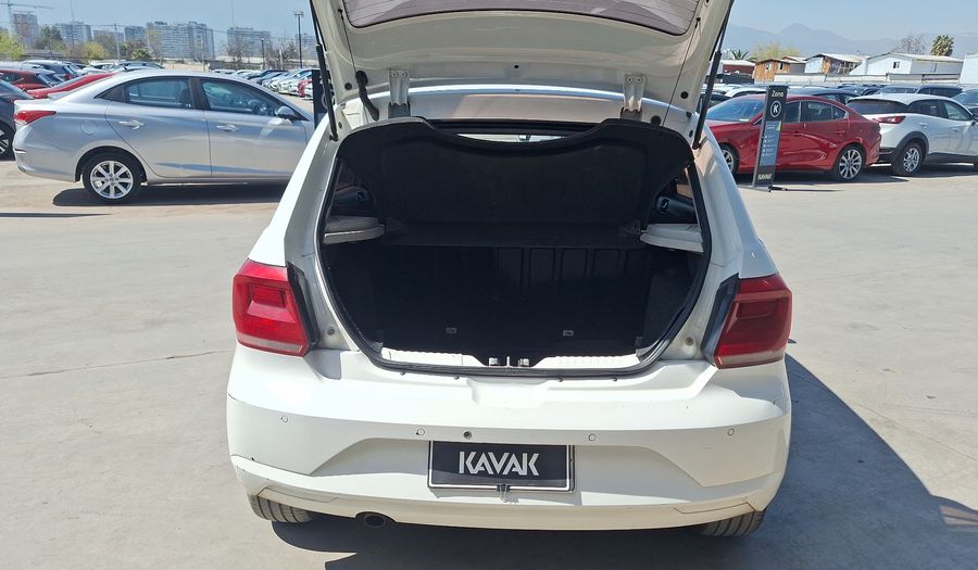 Volkswagen Gol 1.6 COMFORTLINE Hatchback 2020