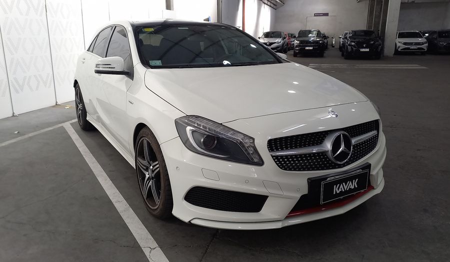 Mercedes Benz Clase A 2.0 250 SPORT DCT Hatchback 2013