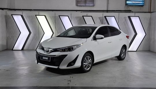 Toyota • Yaris