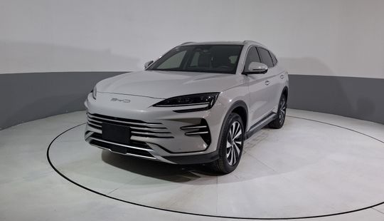 2025 • 39,552 km • Automático
