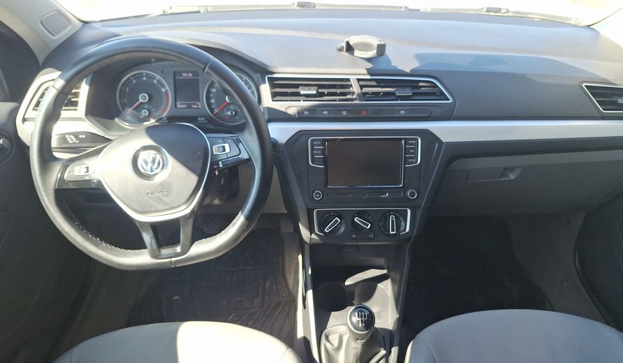 Volkswagen Gol 1.6 HIGHLINE Hatchback 2022