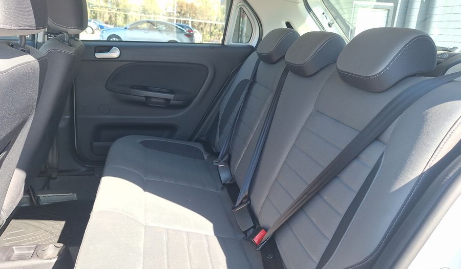 Volkswagen Gol 1.6 HIGHLINE Hatchback 2022