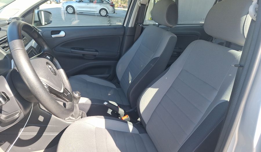 Volkswagen Gol 1.6 HIGHLINE Hatchback 2022