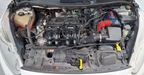Ford Fiesta Kinetic Design 1.6 16V TITANIUM Hatchback 2016