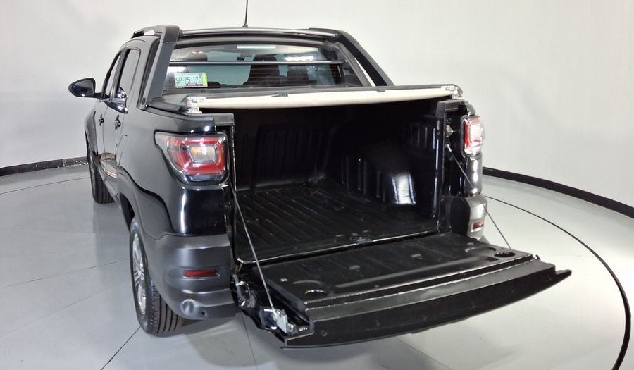 Ram 700 1.3 LARAMIE CREW CAB Pickup 2023