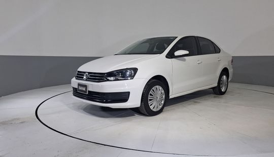 Volkswagen • Vento