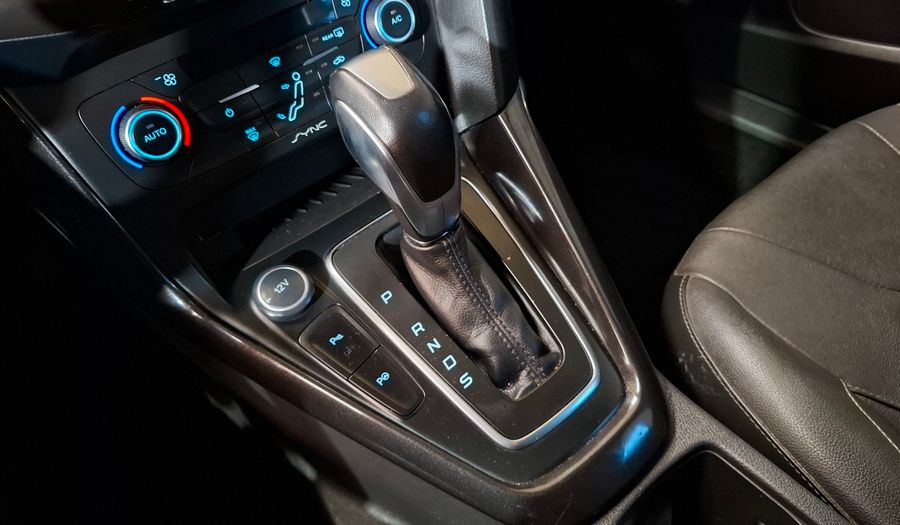 Ford Focus Iii 2.0 TITANIUM AT Hatchback 2017