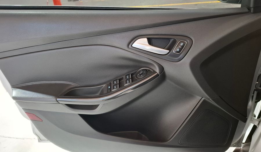 Ford Focus Iii 2.0 TITANIUM AT Hatchback 2017