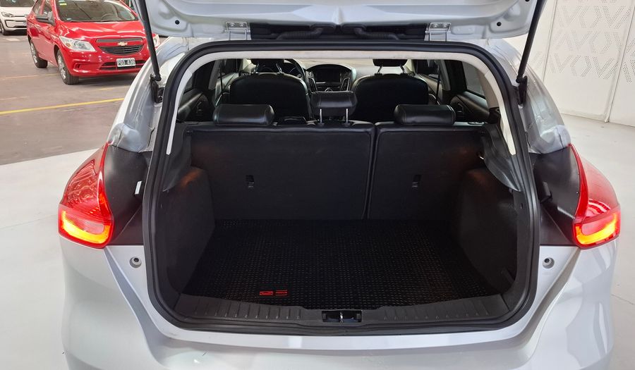 Ford Focus Iii 2.0 TITANIUM AT Hatchback 2017