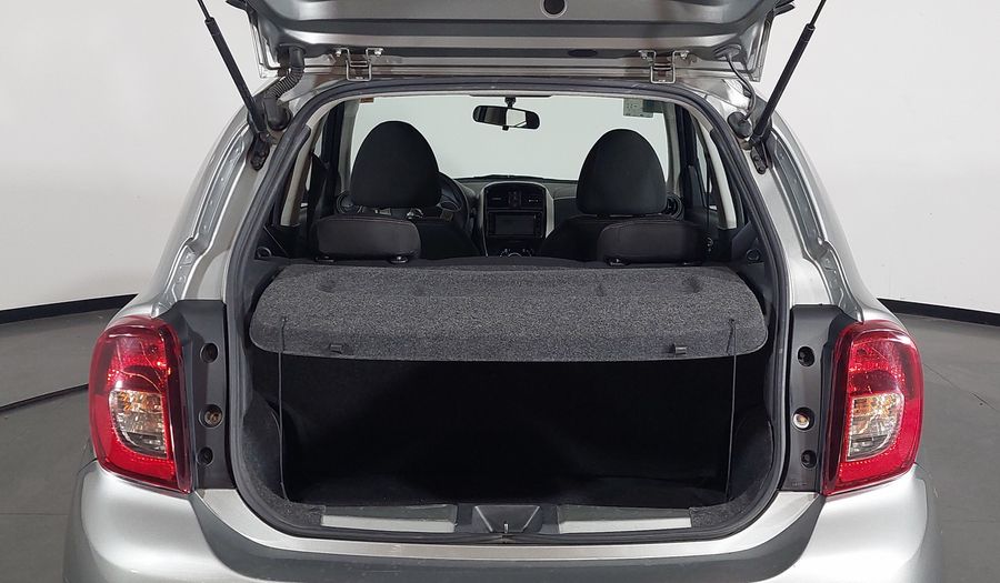 Nissan March 1.6 SL CVT Hatchback 2018