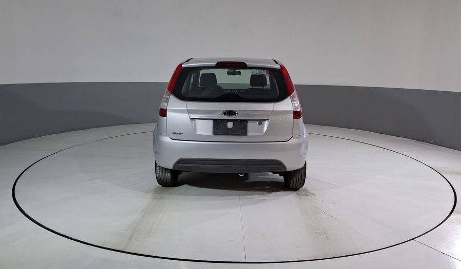 Ford Fiesta 1.6 FIESTA IKON HATCH AMBIENTE A/A MT Hatchback 2015