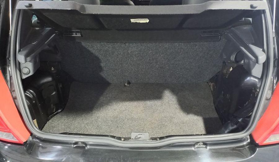 Renault Clio 1.1 CONFORT PLUS Hatchback 2014