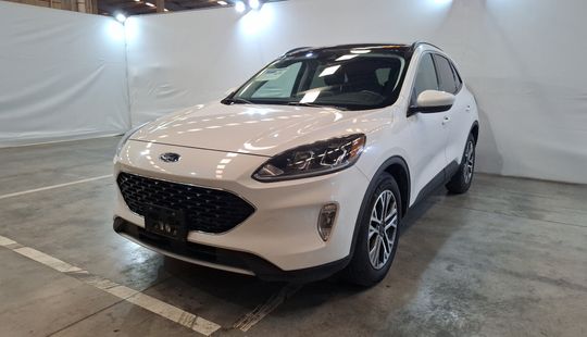 Ford • Escape