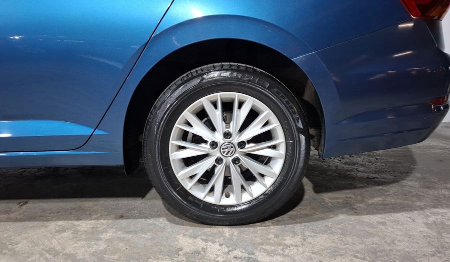 Volkswagen Jetta 1.4 COMFORTLINE Sedan 2019