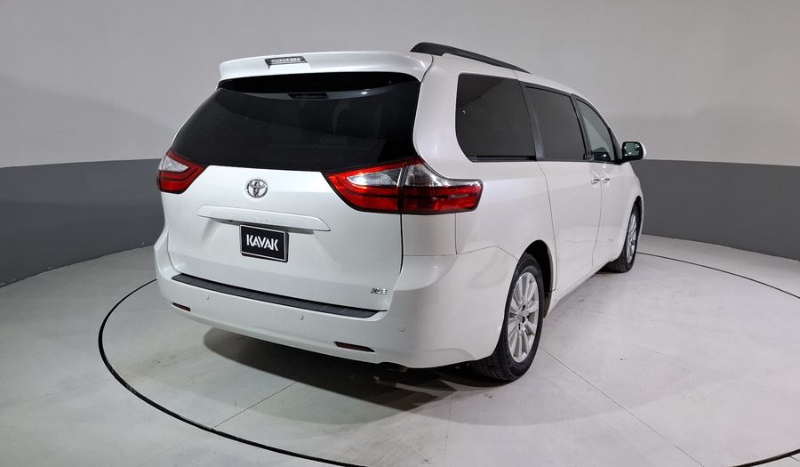 Toyota Sienna 3.5 XLE PIEL AT Minivan 2017