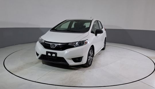Honda • Fit