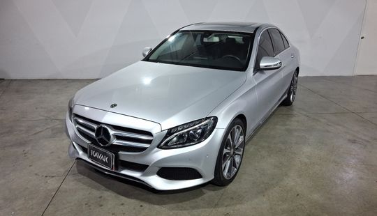Mercedes Benz • Clase C