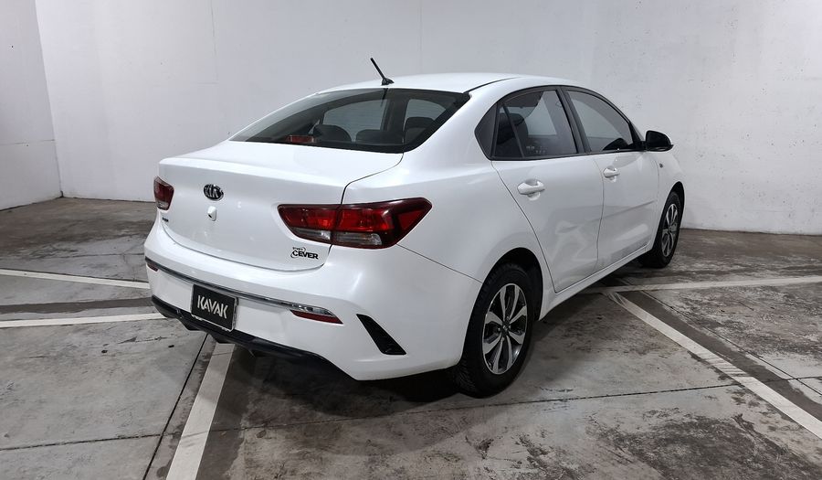 Kia Rio 1.6 LX Sedan 2021