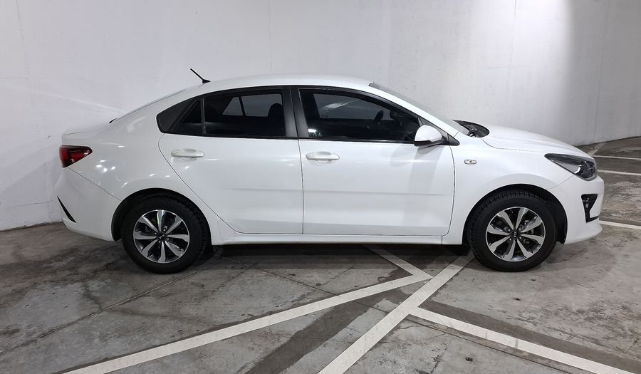 Kia Rio 1.6 LX Sedan 2021