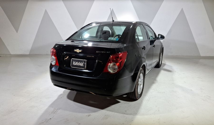 Chevrolet Sonic 1.6 MT D LT Sedan 2016