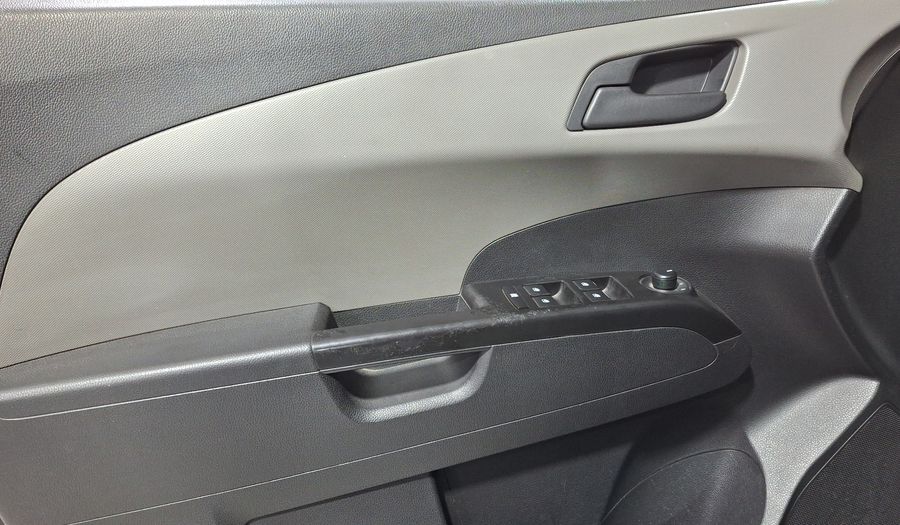 Chevrolet Sonic 1.6 MT D LT Sedan 2016