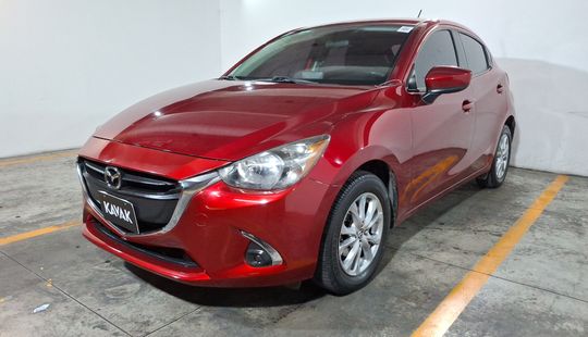 Mazda • Mazda 2