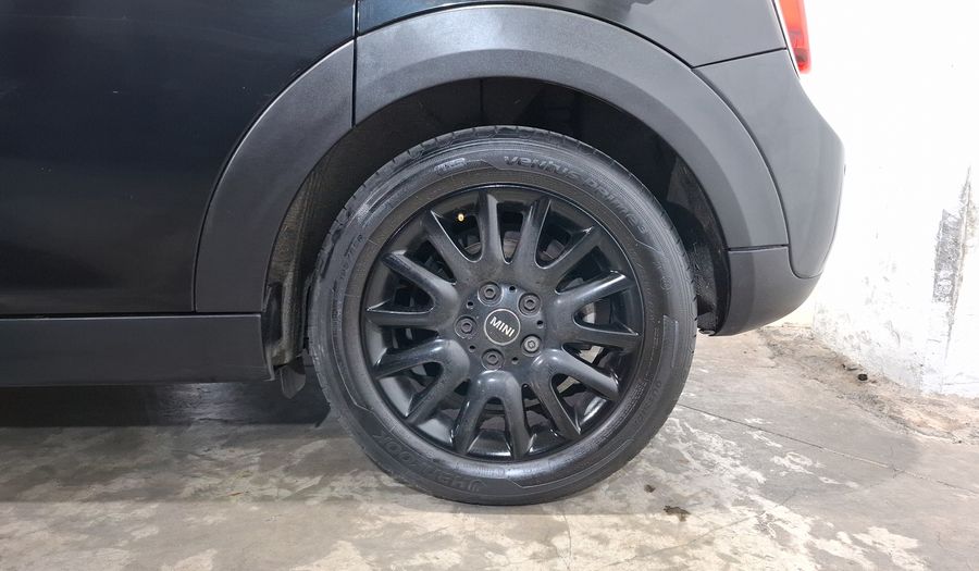Mini Cooper 1.5 COOPER CHILI CONNECTED EDITION DCT Hatchback 2019