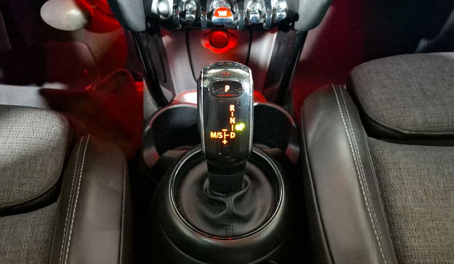 Mini Cooper 1.5 COOPER CHILI CONNECTED EDITION DCT Hatchback 2019