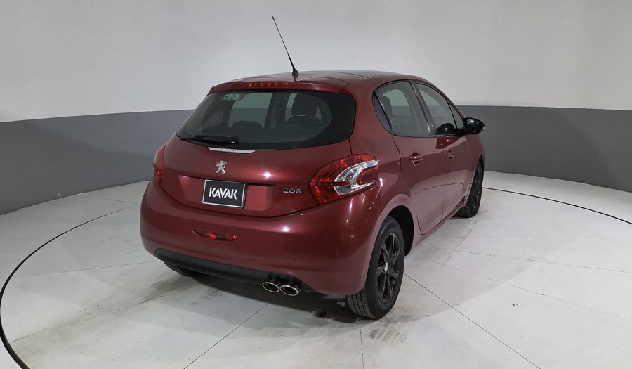 Peugeot 208 1.6 ALLURE MT Hatchback 2015