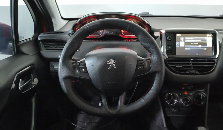Peugeot 208 1.6 ALLURE MT Hatchback 2015