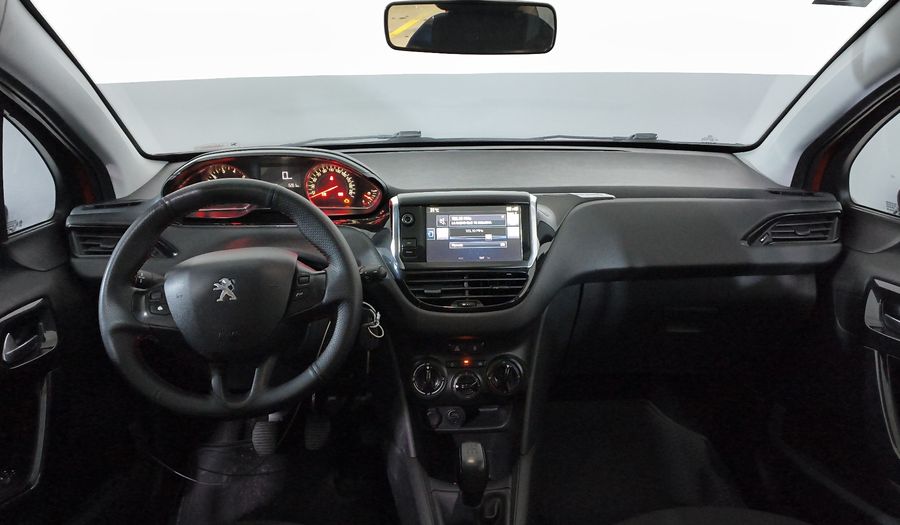 Peugeot 208 1.6 ALLURE MT Hatchback 2015
