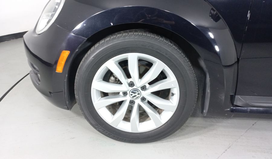 Volkswagen Beetle 2.5 TIPTRONIC Hatchback 2013